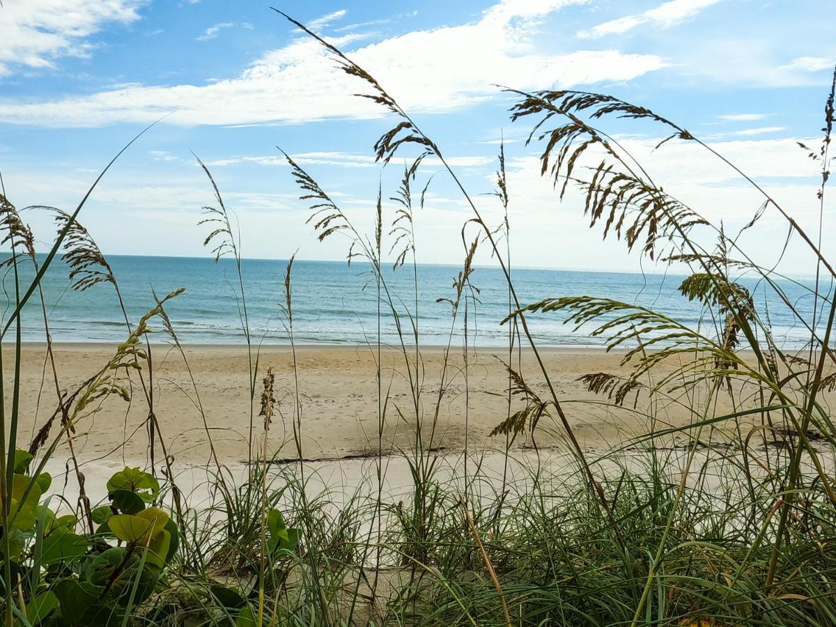 Melbourne Beach Resort Bagian luar foto