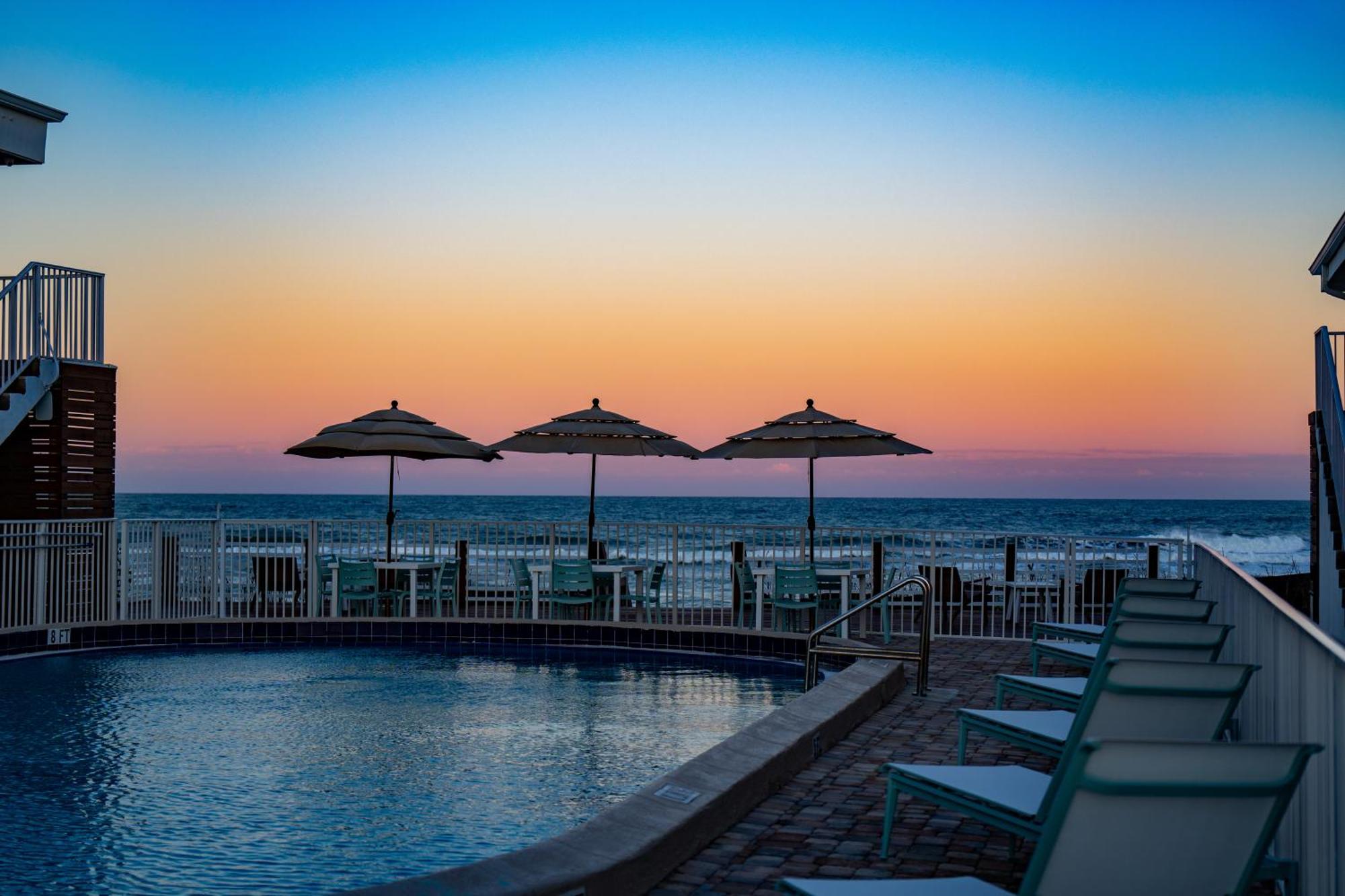 Melbourne Beach Resort Bagian luar foto