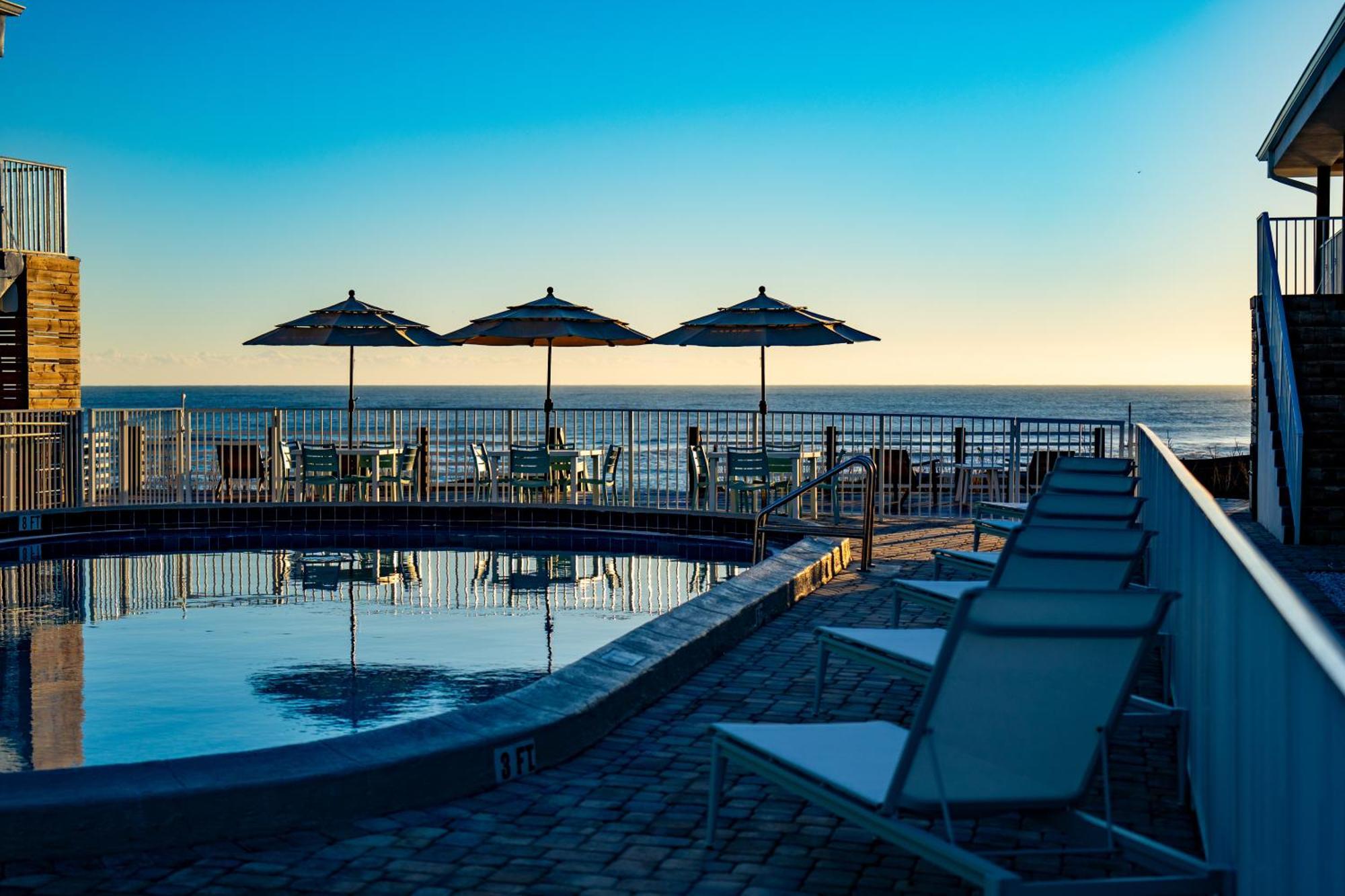 Melbourne Beach Resort Bagian luar foto