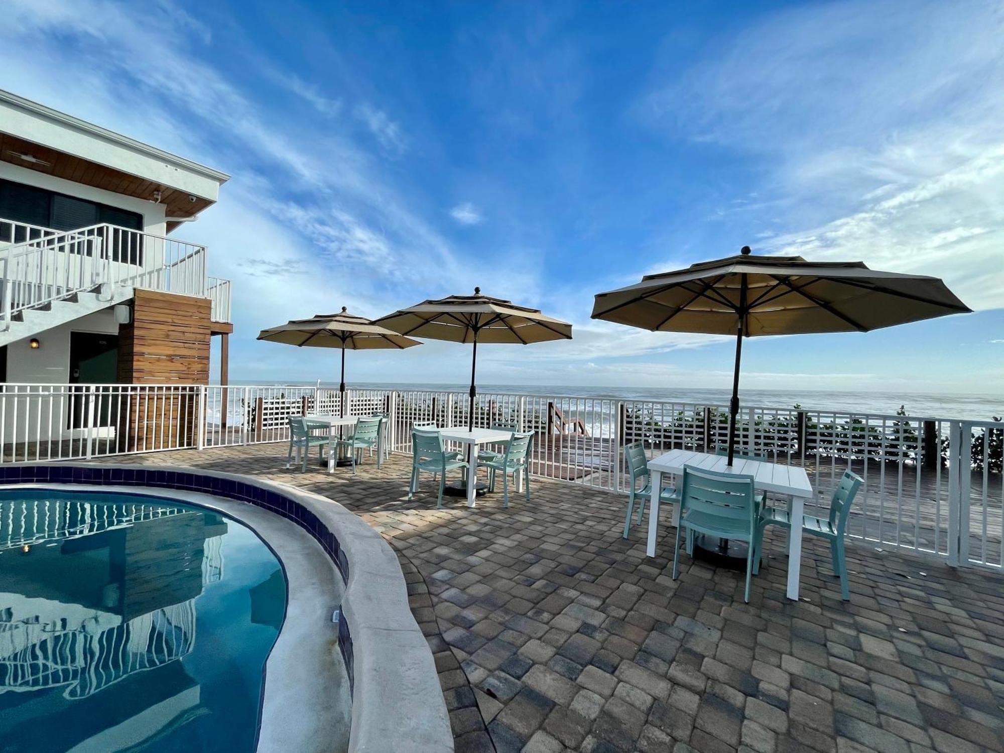 Melbourne Beach Resort Bagian luar foto