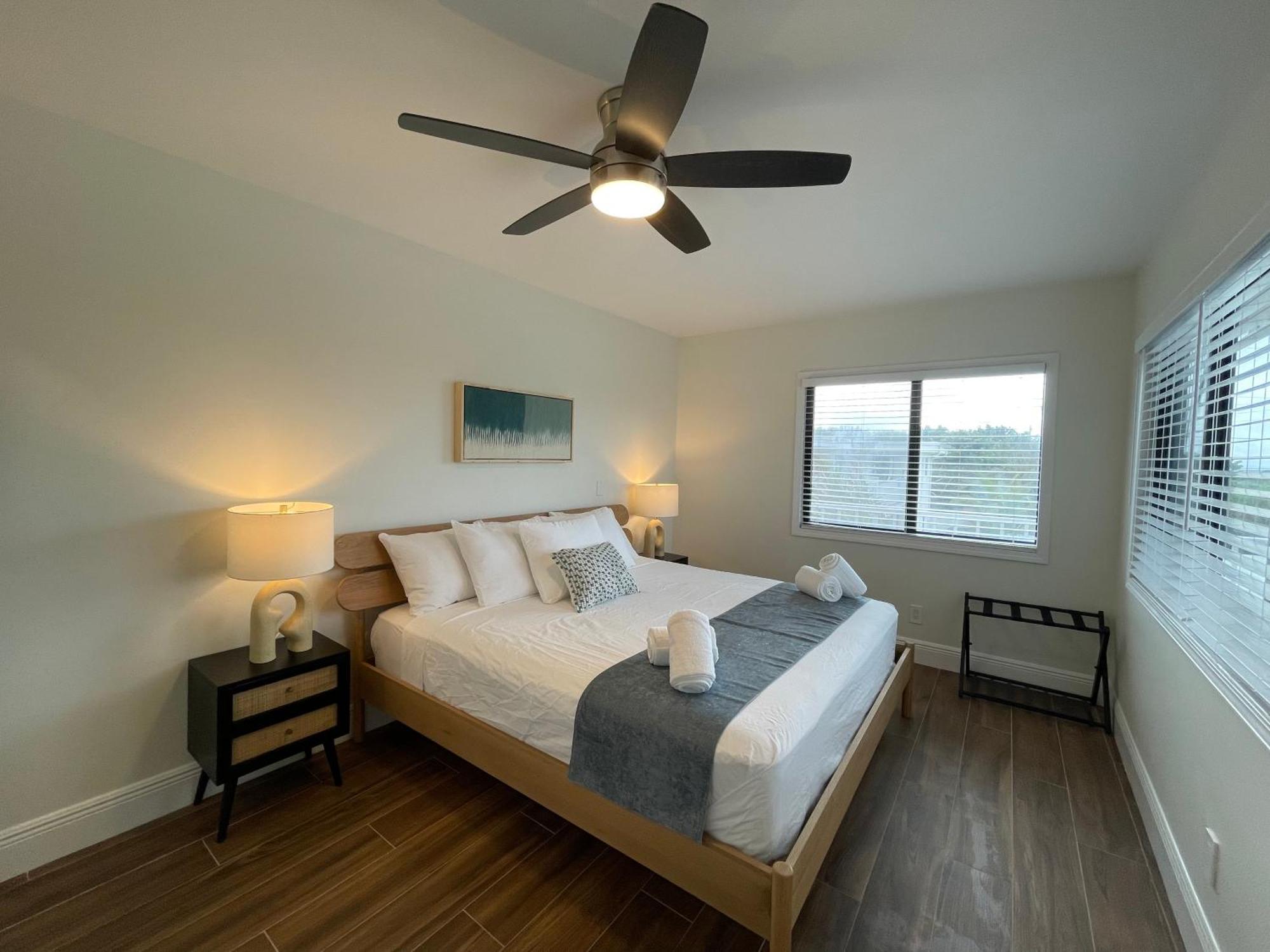 Melbourne Beach Resort Bagian luar foto