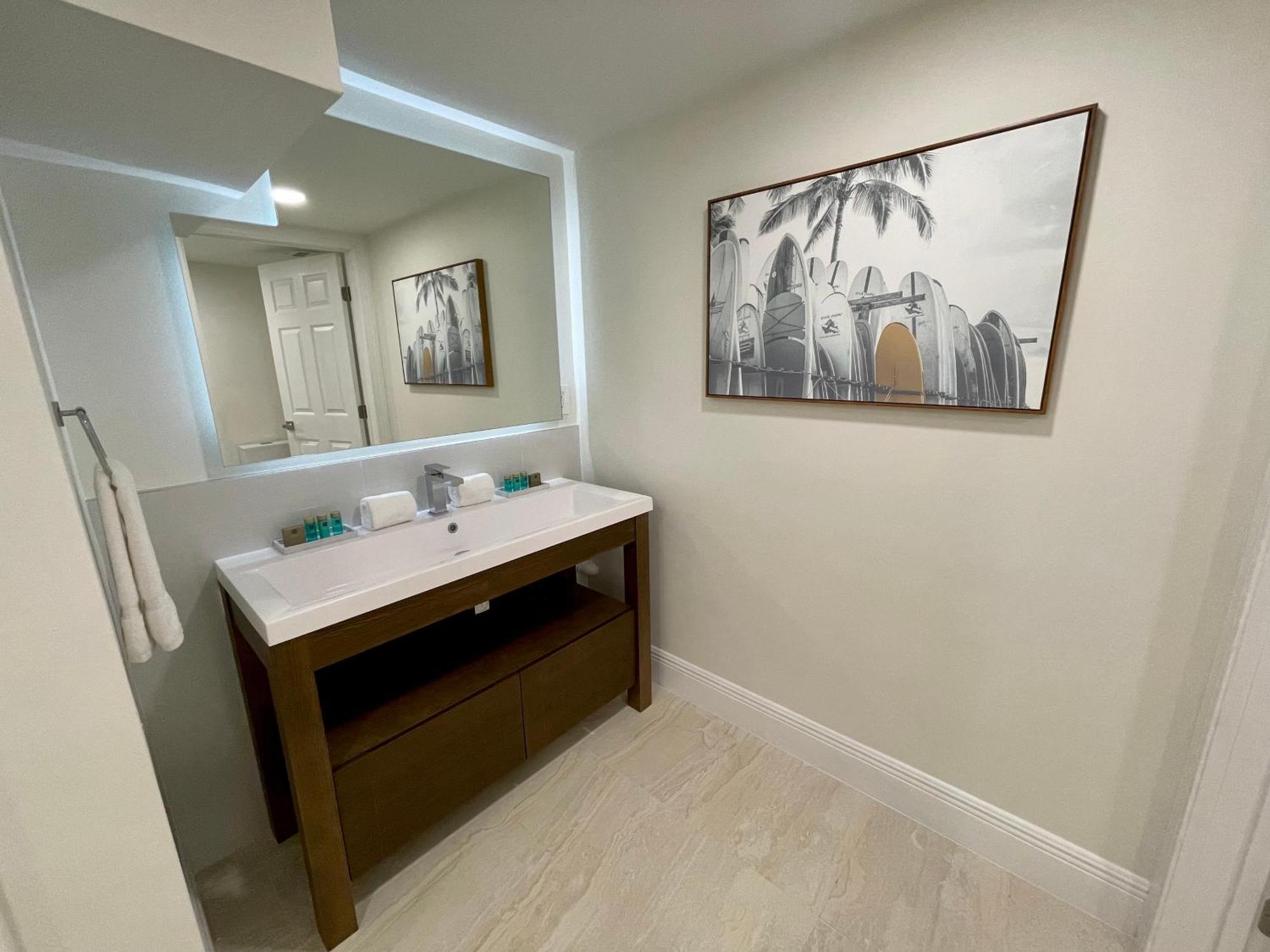 Melbourne Beach Resort Bagian luar foto