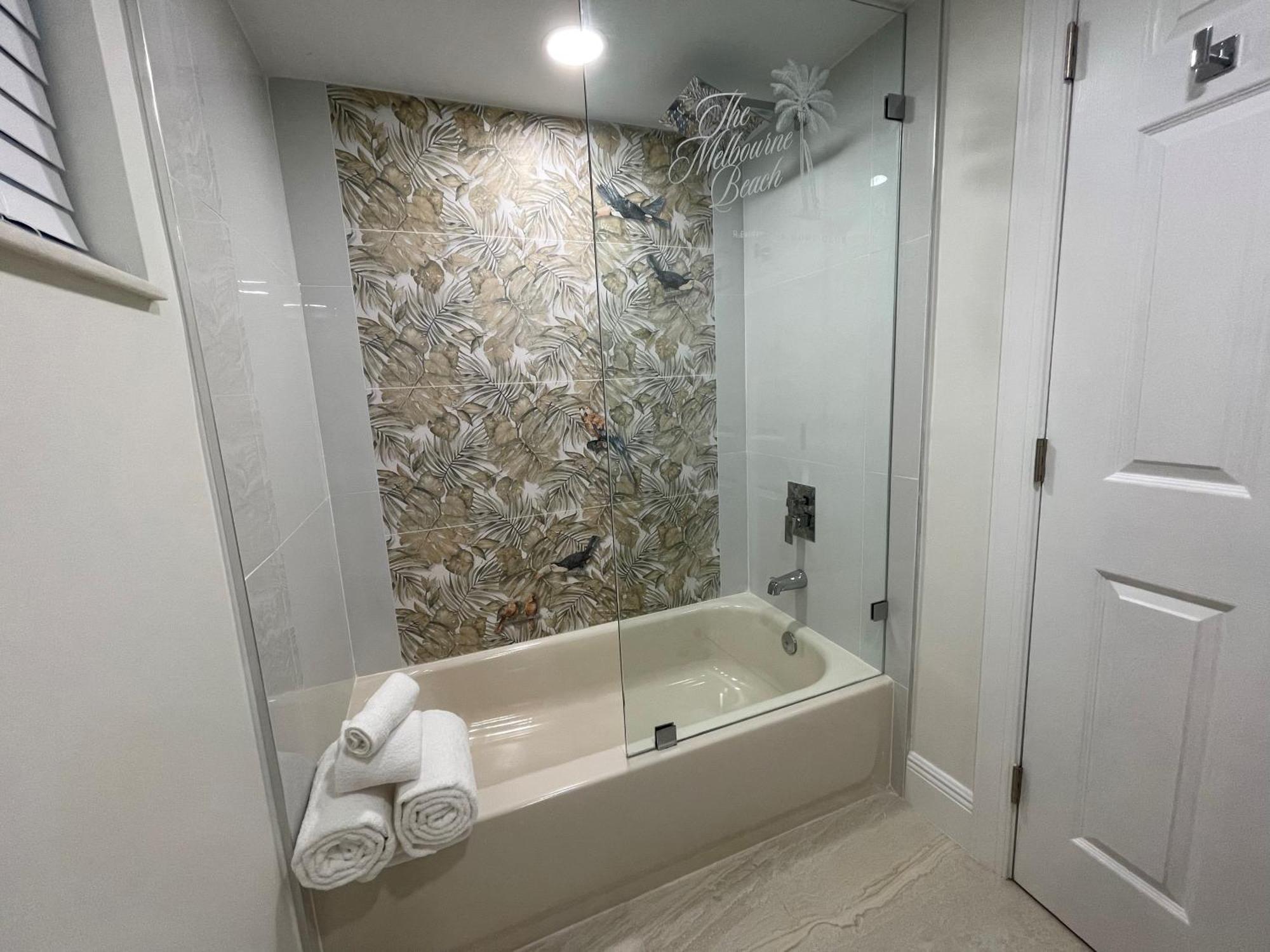 Melbourne Beach Resort Bagian luar foto