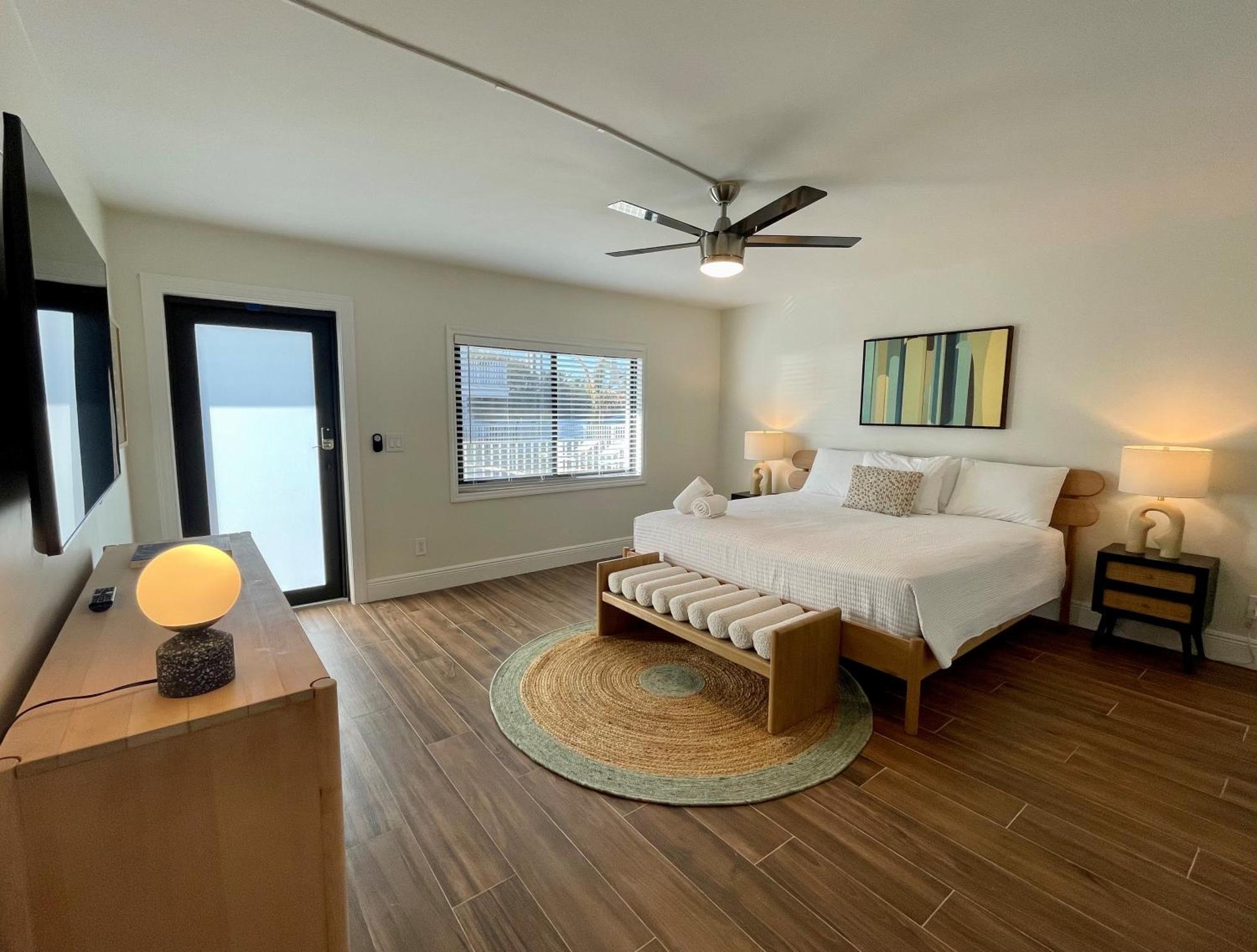 Melbourne Beach Resort Bagian luar foto
